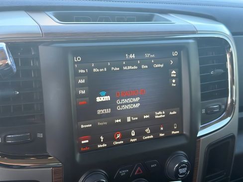 Used 2018 RAM 2500 Laramie w/ Convenience Group image 25