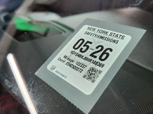 Used 2017 Cadillac Escalade Luxury image 55