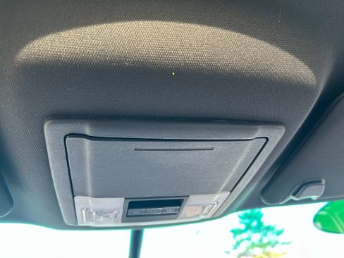 Used 2012 Ford Explorer XLT FWD image 31