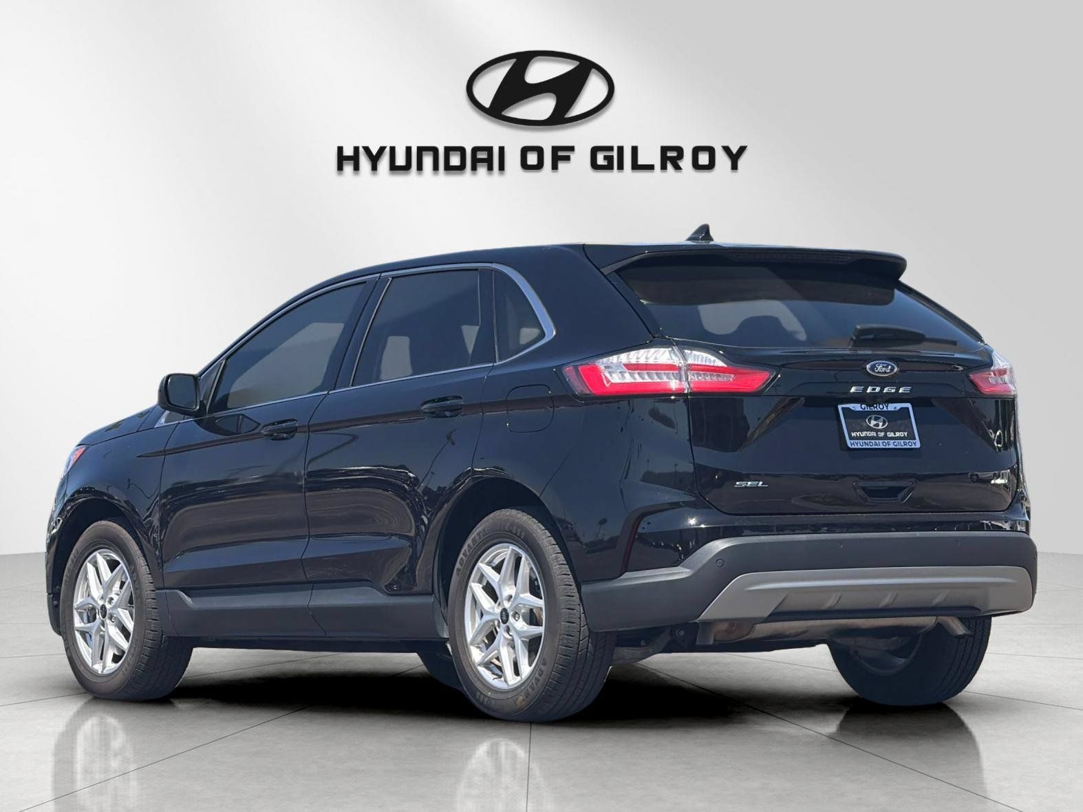 Used 2024 Ford Edge SEL AWD/4WD image 3