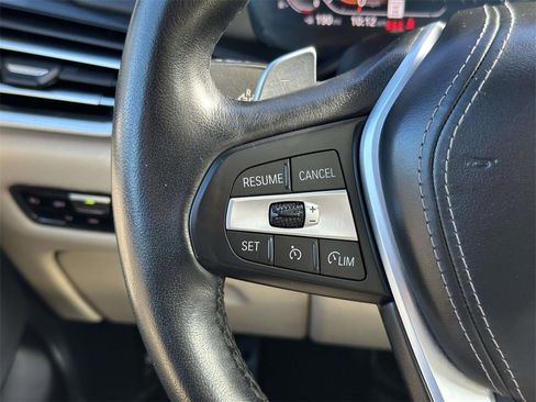 Used 2021 BMW X5 xDrive40i w/ Convenience Package image 9