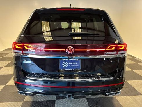 Certified 2024 Volkswagen Atlas SEL Premium R-Line AWD/4WD image 4
