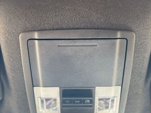 Used 2016 Ford F350 Lariat w/ Lariat Ultimate Package AWD/4WD image 23