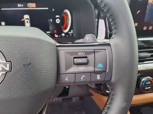 New 2026 Nissan Pathfinder Platinum AWD/4WD image 27