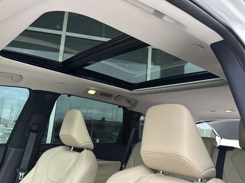 Used 2025 INFINITI QX60 Luxe w/ Cargo Package image 27