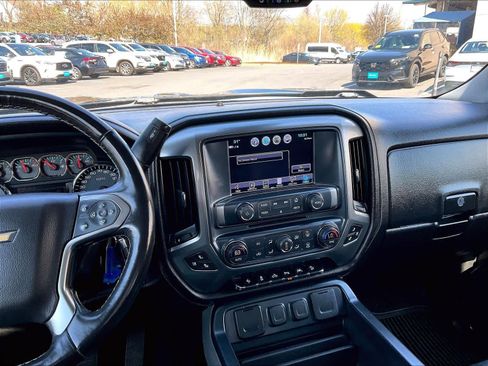 Used 2018 Chevrolet Silverado 1500 LTZ Z71 w/ LTZ Plus Package image 18