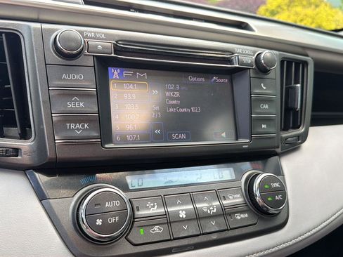 Used 2013 Toyota RAV4 XLE AWD/4WD image 22