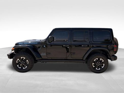 Used 2024 Jeep Wrangler Unlimited Rubicon 4xe AWD/4WD image 6