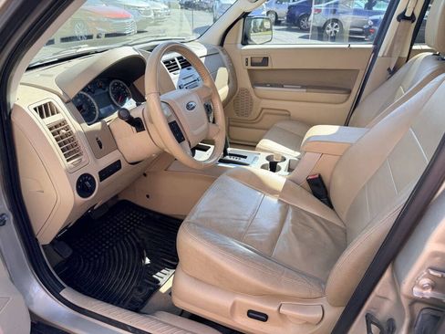 Used 2011 Ford Escape XLT w/ 203A Rapid Spec Order Code AWD/4WD image 11
