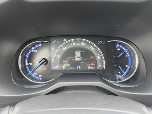 Used 2025 Toyota RAV4 LE AWD/4WD image 26