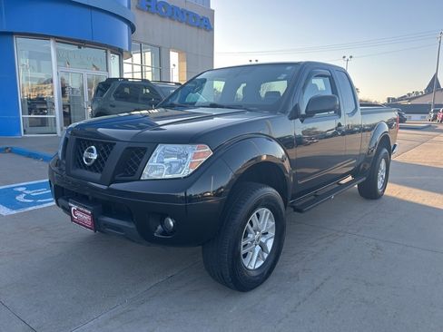 Used 2019 Nissan Frontier SV w/ Value Truck Package image 6