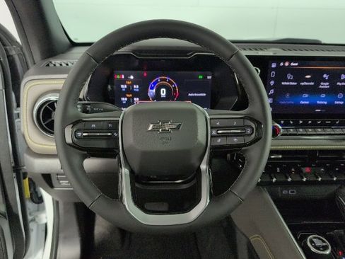 New 2026 Chevrolet Colorado ZR2 w/ Technology Package image 14