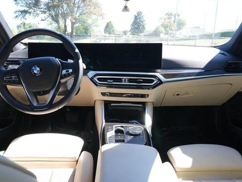Used 2023 BMW 330i Sedan w/ Premium Package RWD image 18