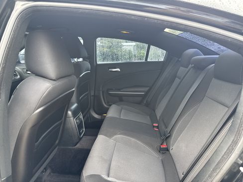 Used 2017 Dodge Charger SE w/ Popular Equipment Group RWD image 28