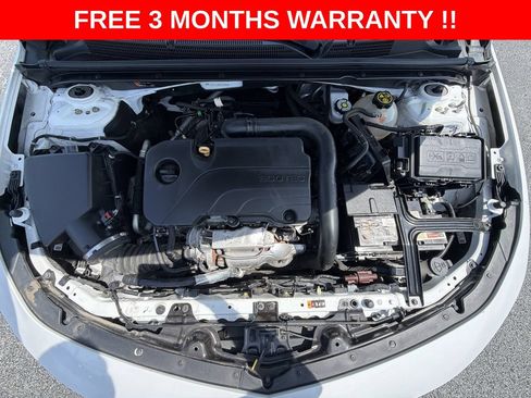 Used 2021 Chevrolet Malibu LT FWD image 11