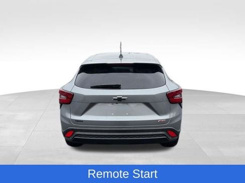 Used 2024 Chevrolet Trax RS w/ Driver Confidence Package image 4