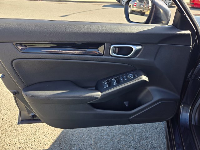 Used 2024 Honda Civic EX-L image 17