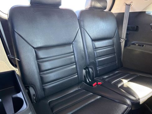 Used 2019 Kia Sorento SX FWD image 31