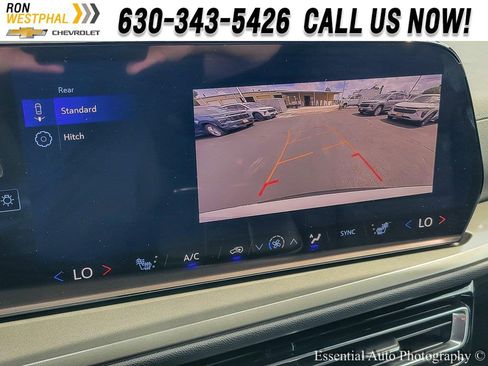 New 2026 Chevrolet Traverse LT image 16