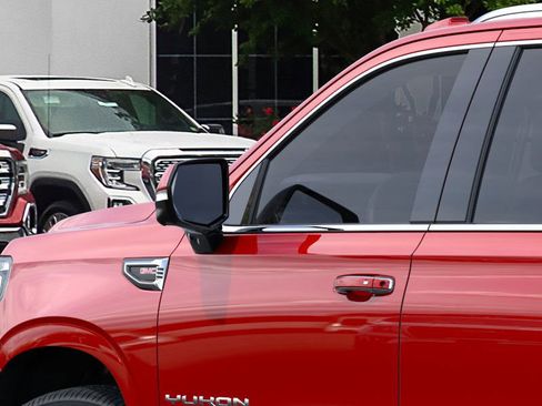 New 2026 GMC Yukon XL Elevation image 14