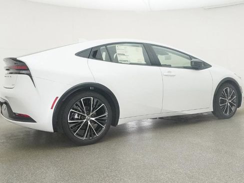 New 2025 Toyota Prius XLE image 44