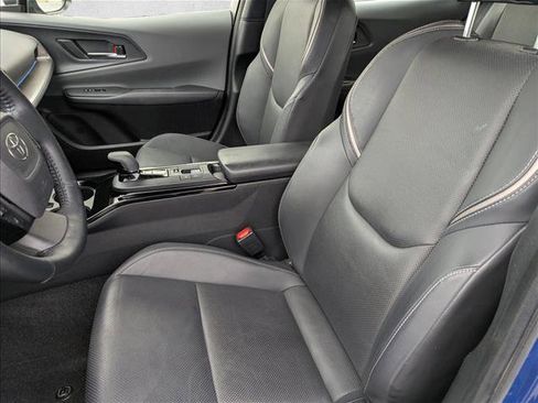 Used 2023 Toyota Prius XLE image 22