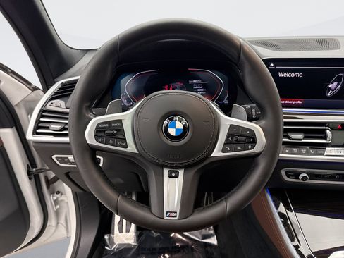 Used 2019 BMW X5 xDrive40i w/ M Sport Package image 12