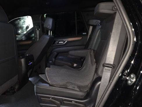 Used 2025 GMC Yukon Denali image 7