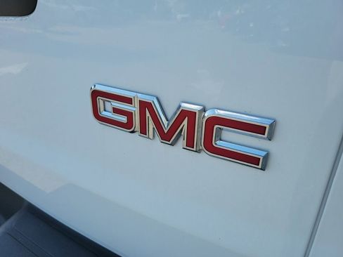 Used 2025 GMC Savana 3500 LT w/ LT Preferred Equipment Group RWD image 7