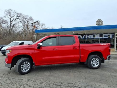 Used 2023 Chevrolet Silverado 1500 LT w/ Protection Package AWD/4WD image 12