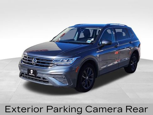 Used 2022 Volkswagen Tiguan SE image 5