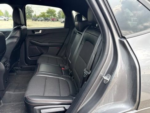 Used 2024 Ford Escape ST-Line w/ Tech Pack #1 AWD/4WD image 7