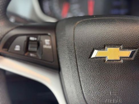 Used 2017 Chevrolet Sonic LT FWD image 21