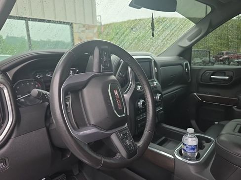 Used 2021 GMC Sierra 1500 SLT w/ SLT Premium Package AWD/4WD image 9