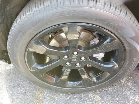 Used 2023 Ford Explorer ST-Line w/ Class IV Trailer Tow Package image 6