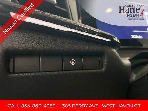 Certified 2025 Nissan Kicks SR image 44