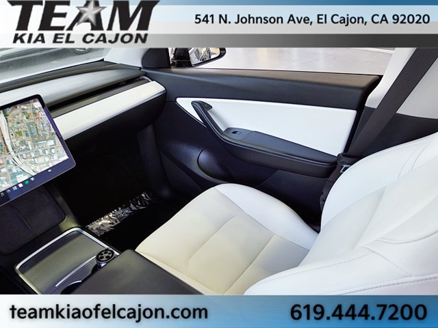 Used 2021 Tesla Model Y Long Range AWD/4WD image 30