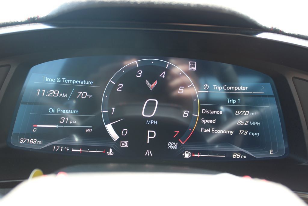 Used 2023 Chevrolet Corvette Stingray Premium Cpe w/ Z51 Performance Package RWD image 32