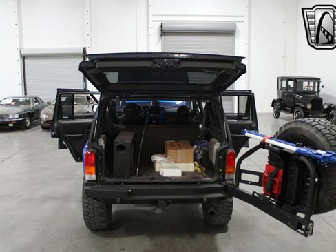 Used 1999 Jeep Cherokee Classic image 8