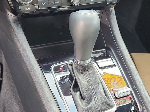 Certified 2023 Jeep Compass Latitude w/ Sun and Sound Group image 15