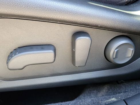 New 2026 Subaru Outback Limited AWD/4WD image 17