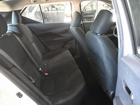 Used 2024 Nissan Kicks S image 7