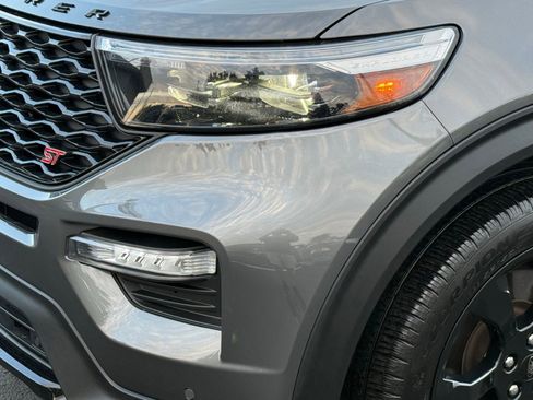 Used 2023 Ford Explorer ST w/ Equipment Group 401A AWD/4WD image 10
