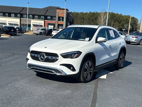 Certified 2026 Mercedes-Benz GLA 250 4MATIC image 3