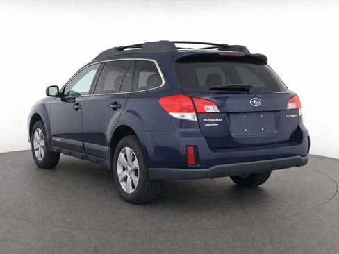 Used 2013 Subaru Outback 2.5i Premium w/ All-Weather Pkg AWD/4WD image 3