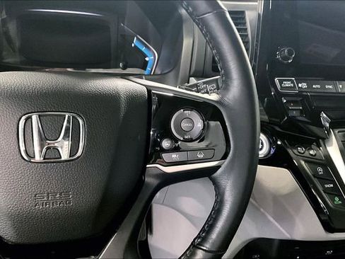 Used 2024 Honda Odyssey Elite image 12