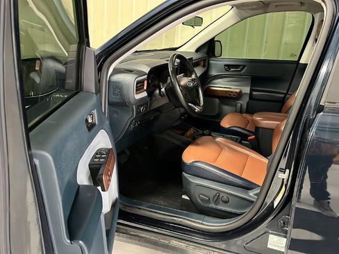 Used 2022 Ford Maverick Lariat w/ Lariat Luxury Package image 9