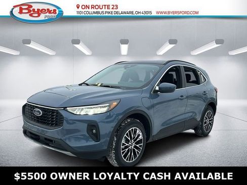 New 2026 Ford Escape SE FWD image 1