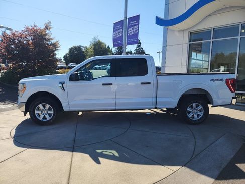 Used 2021 Ford F150 XLT image 3