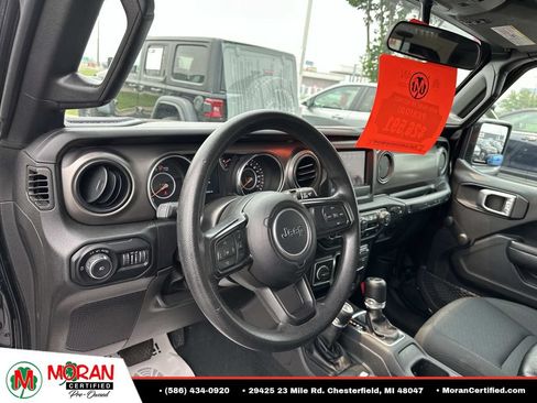 Used 2022 Jeep Wrangler Sport AWD/4WD image 13